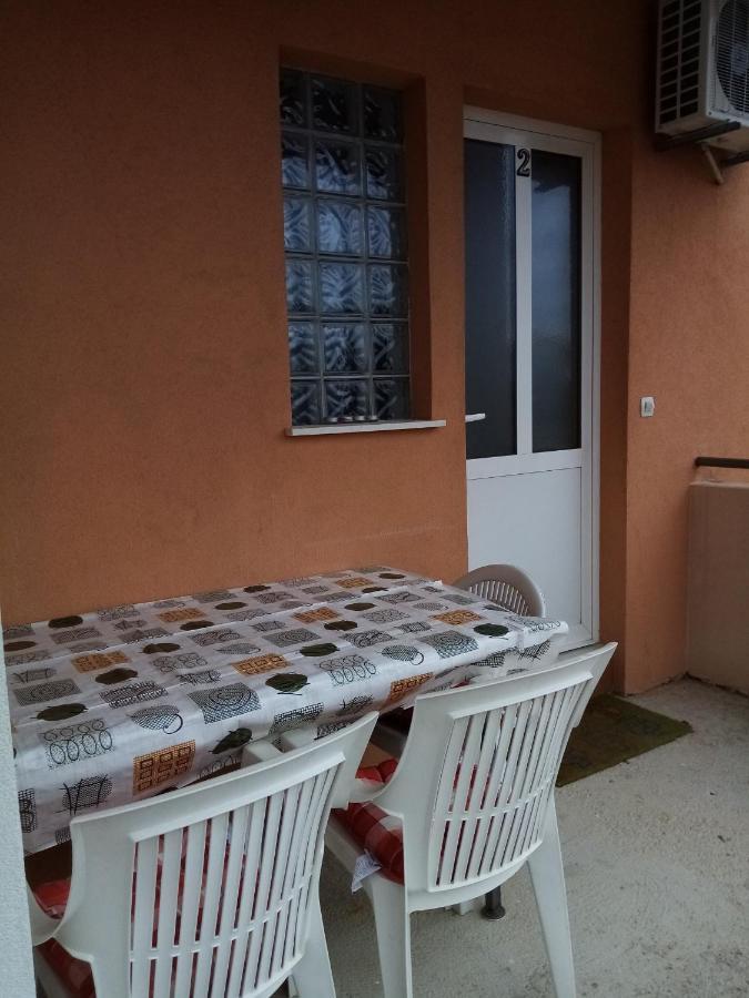 Apartments Vanja Skara Biograd Biograd Na Moru Exterior photo